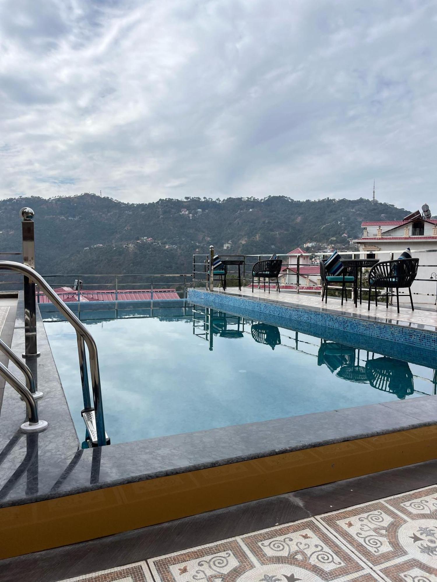 Villasita Resort Касаулі Екстер'єр фото